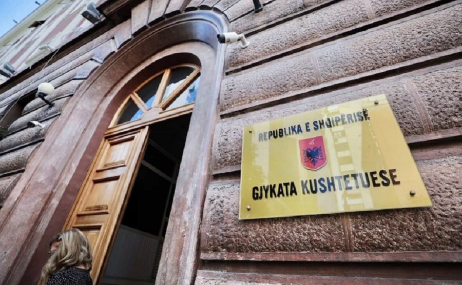 Qeveria rrit pagat e Kushtetueses, thuajse dyfishohen